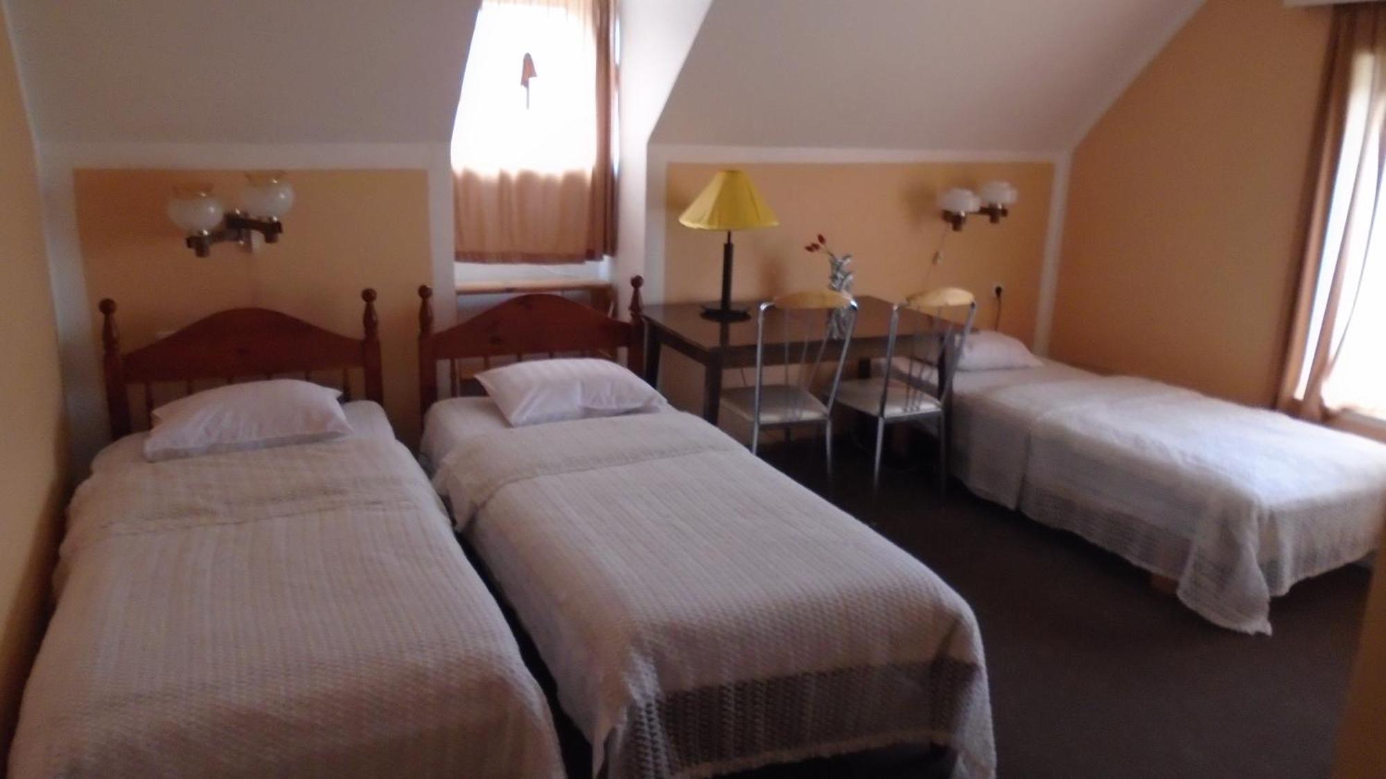 Hotel Getliin Saku Exteriör bild