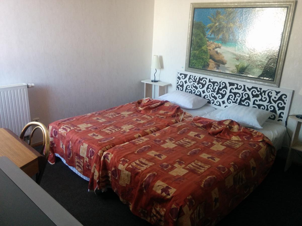 Hotel Getliin Saku Exteriör bild