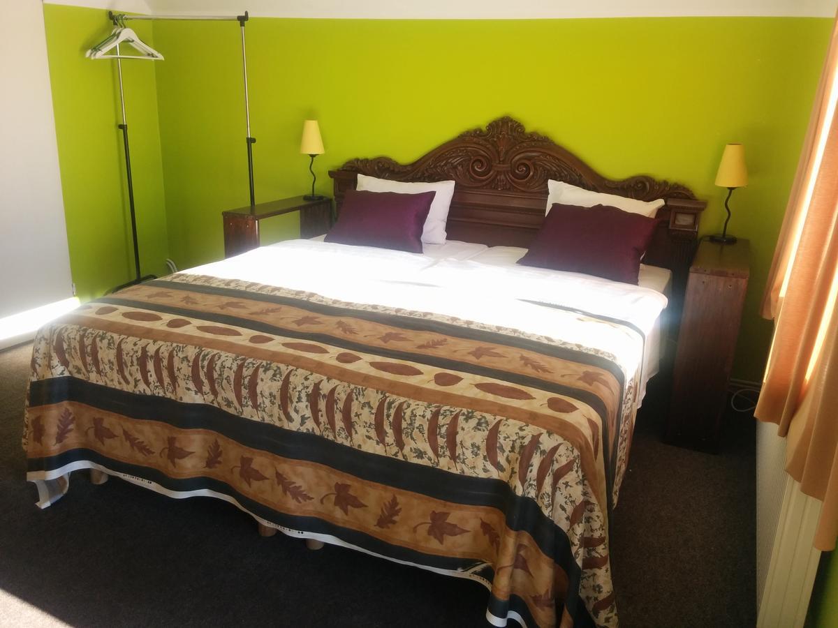 Hotel Getliin Saku Exteriör bild