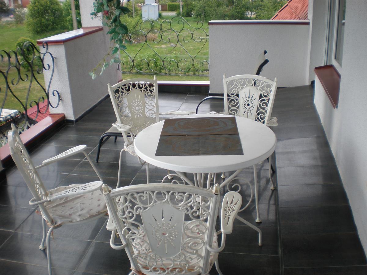 Hotel Getliin Saku Exteriör bild